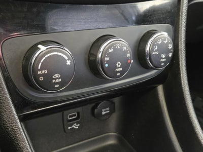 2012 Chrysler 200 Limited