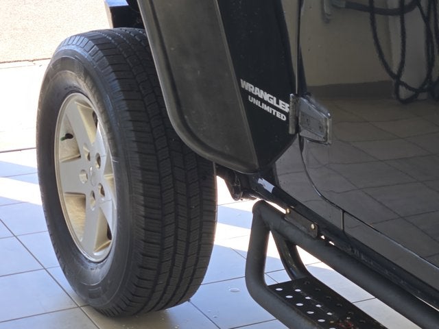 2012 Jeep Wrangler Unlimited Unlimited Sahara