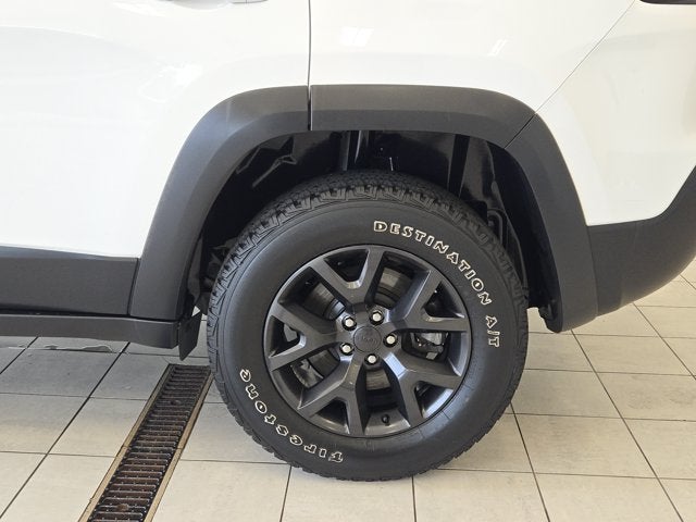 2020 Jeep Cherokee Upland