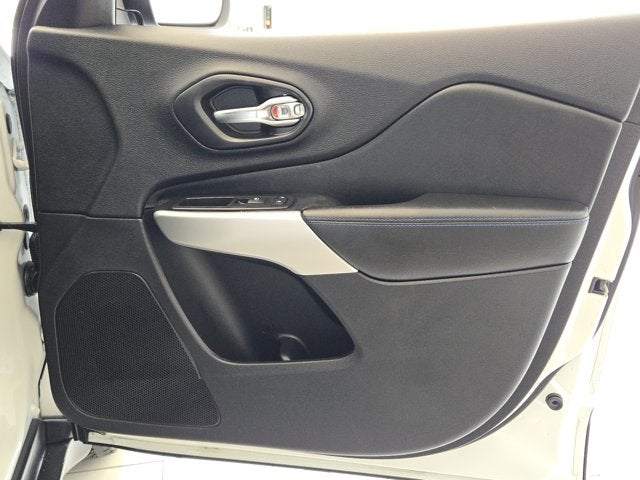 2020 Jeep Cherokee Upland