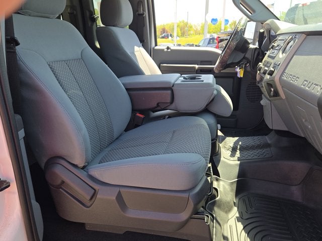 2014 Ford Super Duty F-450 DRW XLT