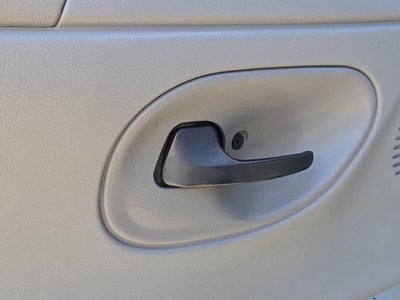 2007 Ford Econoline Commercial Cutaway Base