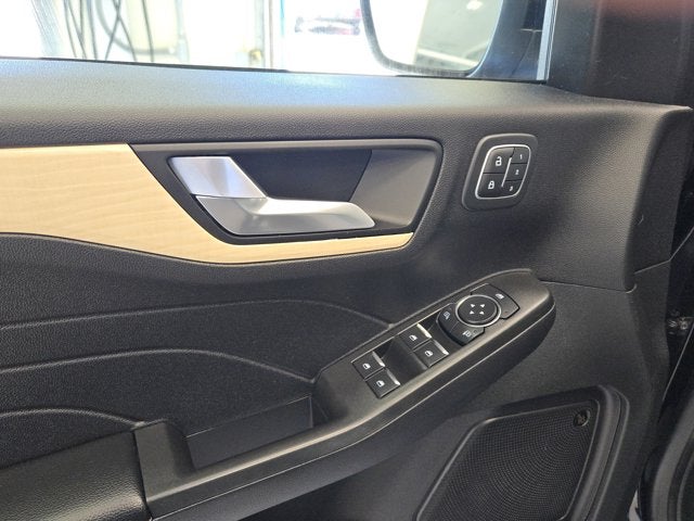 2021 Ford Escape Titanium AWD