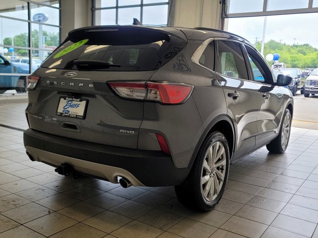 2022 Ford Escape Titanium AWD