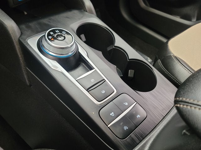 2022 Ford Escape Titanium AWD