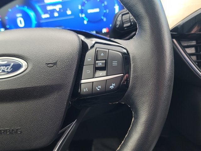 2022 Ford Escape Titanium AWD
