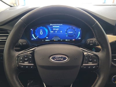 2022 Ford Escape Titanium AWD