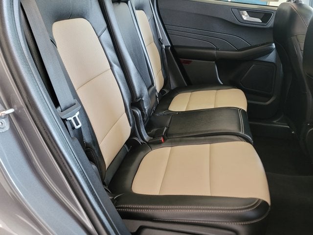 2022 Ford Escape Titanium AWD