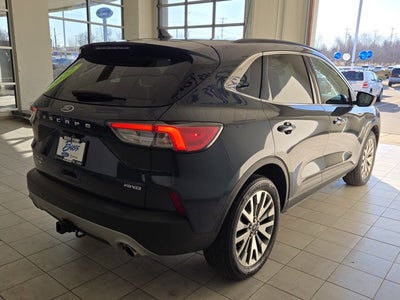 2022 Ford Escape Titanium AWD