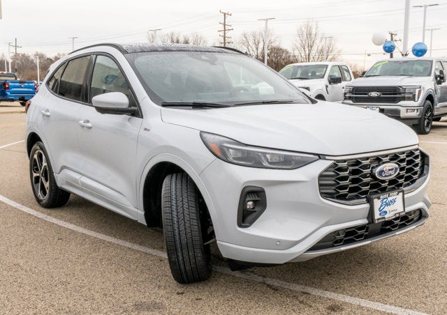 2026 Ford Escape ST-Line Elite