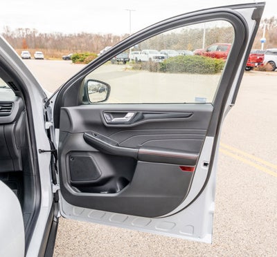 2026 Ford Escape ST-Line Elite