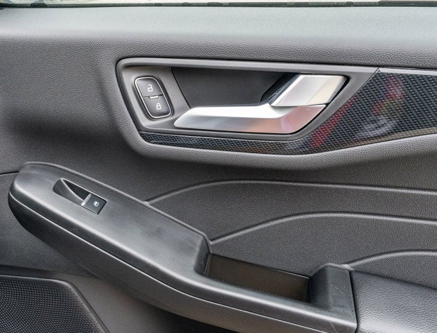 2026 Ford Escape ST-Line Elite