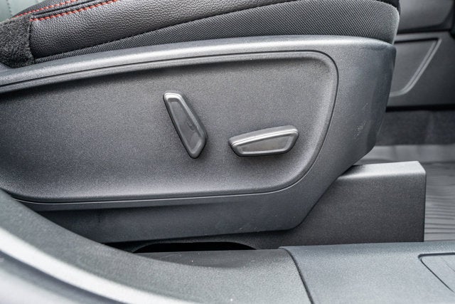 2026 Ford Escape ST-Line Elite