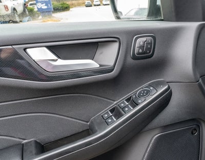 2026 Ford Escape ST-Line Elite