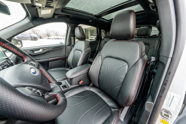 2026 Ford Escape ST-Line Elite