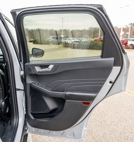 2026 Ford Escape ST-Line Elite