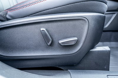 2026 Ford Escape ST-Line Elite