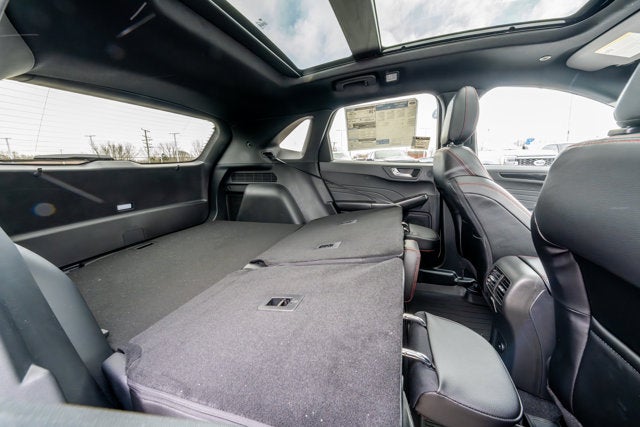 2026 Ford Escape ST-Line Elite