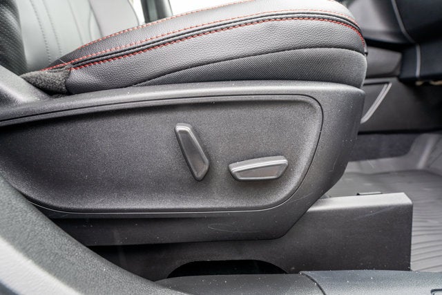 2026 Ford Escape ST-Line Elite