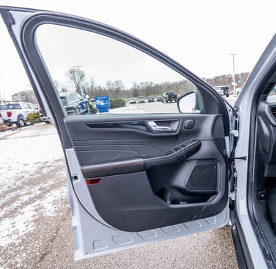 2026 Ford Escape ST-Line Elite