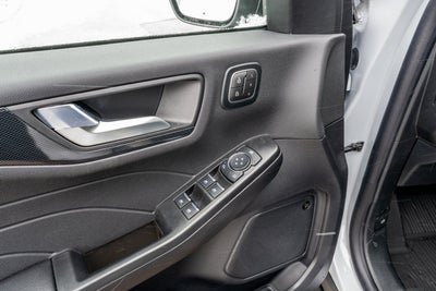 2026 Ford Escape ST-Line Elite