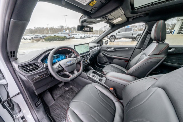 2026 Ford Escape ST-Line Elite