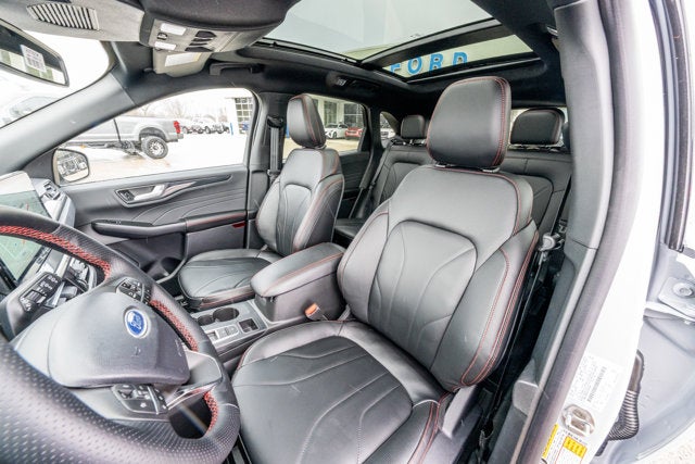 2026 Ford Escape ST-Line Elite