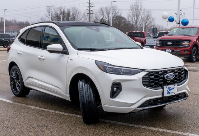 2026 Ford Escape ST-Line Elite