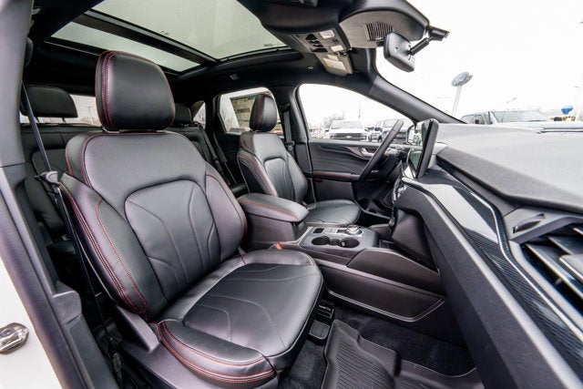 2026 Ford Escape ST-Line Elite