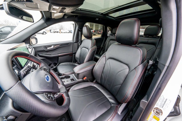 2026 Ford Escape ST-Line Elite