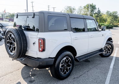2025 Ford Bronco Outer Banks®