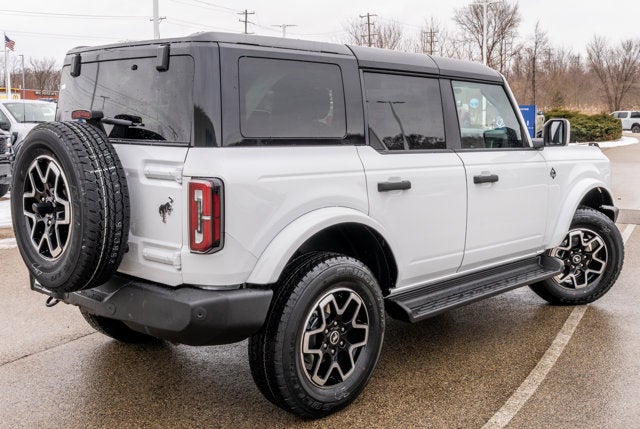 2026 Ford Bronco Outer Banks®