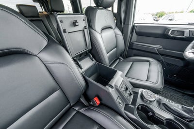 2025 Ford Bronco Outer Banks®