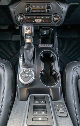 2025 Ford Bronco Outer Banks®