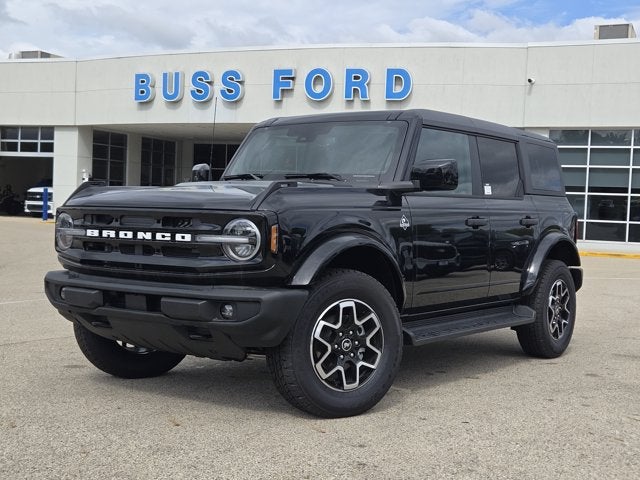 2026 Ford Bronco Outer Banks®