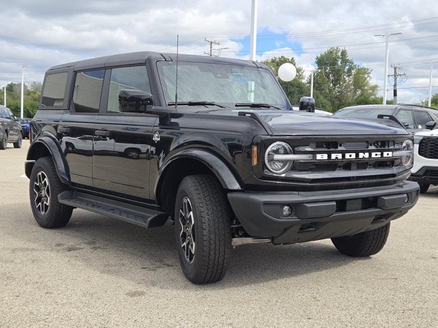 2026 Ford Bronco Outer Banks®