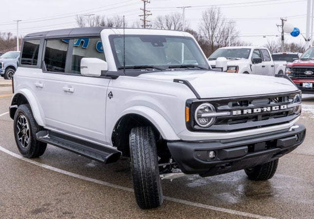 2025 Ford Bronco Outer Banks®