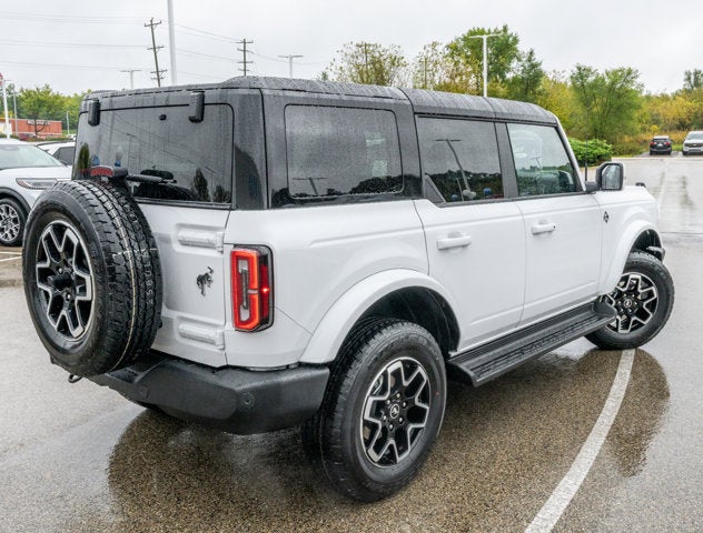2025 Ford Bronco Outer Banks®