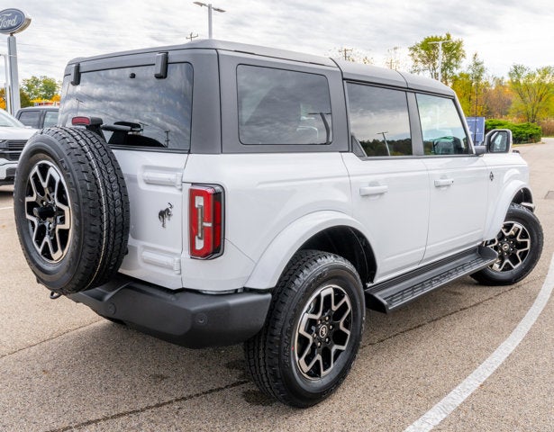 2025 Ford Bronco Outer Banks®
