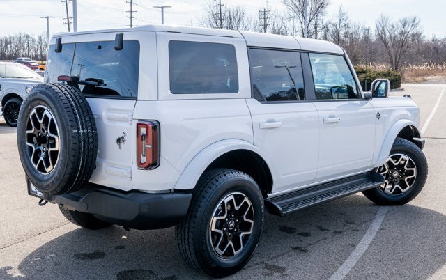 2025 Ford Bronco Outer Banks®