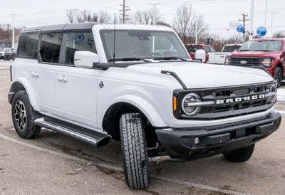 2025 Ford Bronco Outer Banks®
