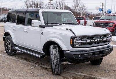 2025 Ford Bronco Outer Banks®