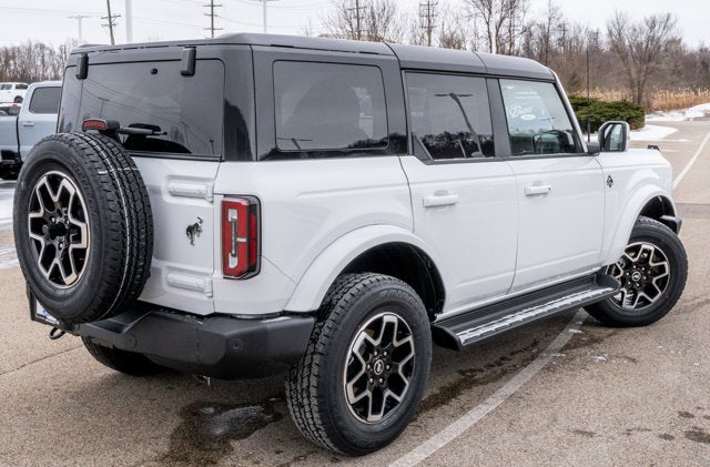 2025 Ford Bronco Outer Banks®