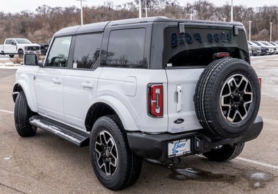 2025 Ford Bronco Outer Banks®