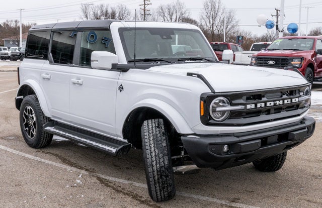 2025 Ford Bronco Outer Banks®