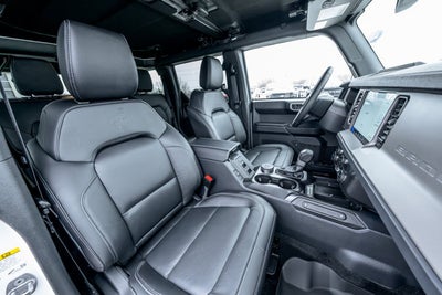 2025 Ford Bronco Outer Banks®