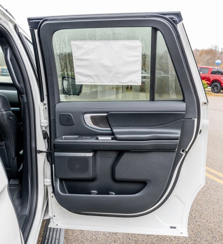 2025 Ford Expedition Platinum® MAX