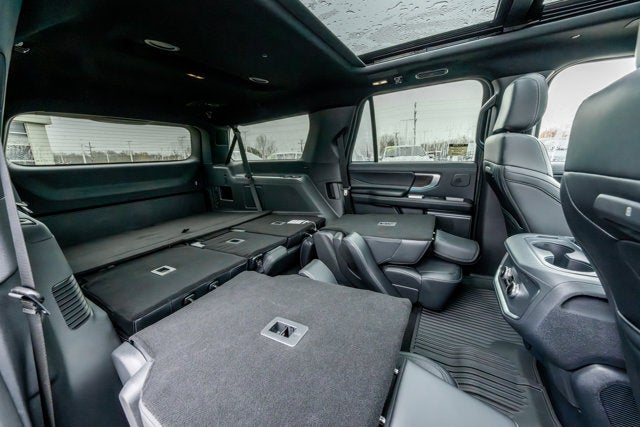 2025 Ford Expedition Platinum® MAX