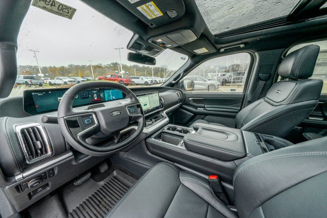 2025 Ford Expedition Platinum® MAX