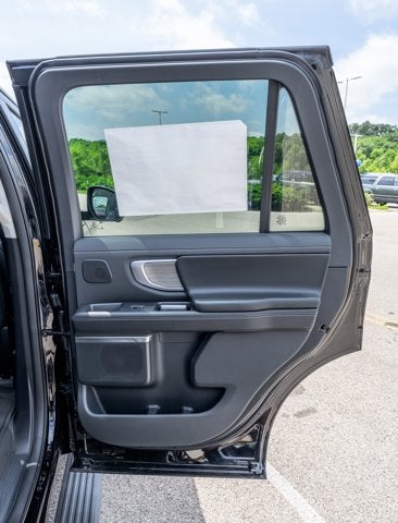 2026 Ford Expedition Platinum®